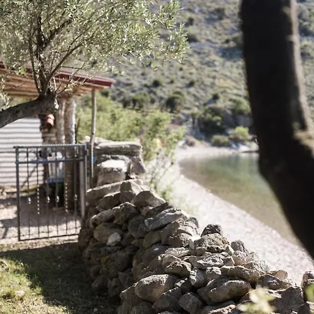 Heaven On Earth Ustrine Lodge